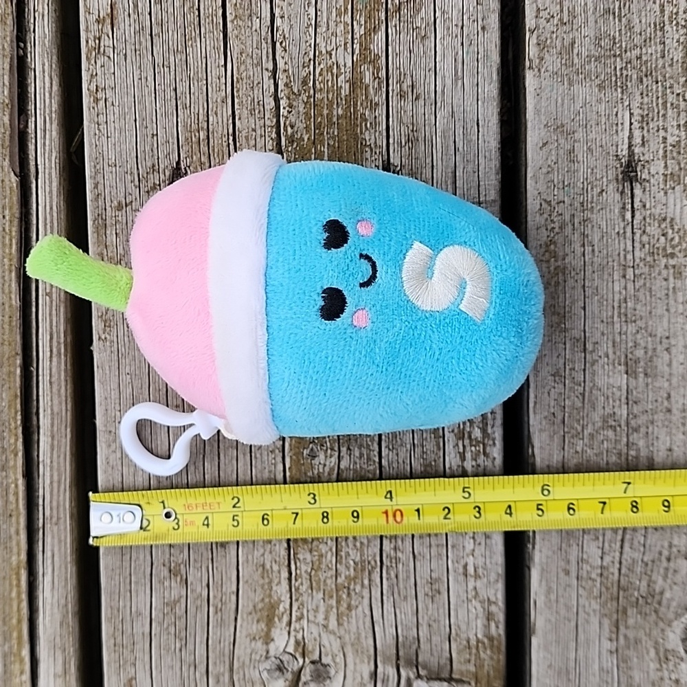 7-Eleven Slurpee Key Chain - Picture 9 of 9